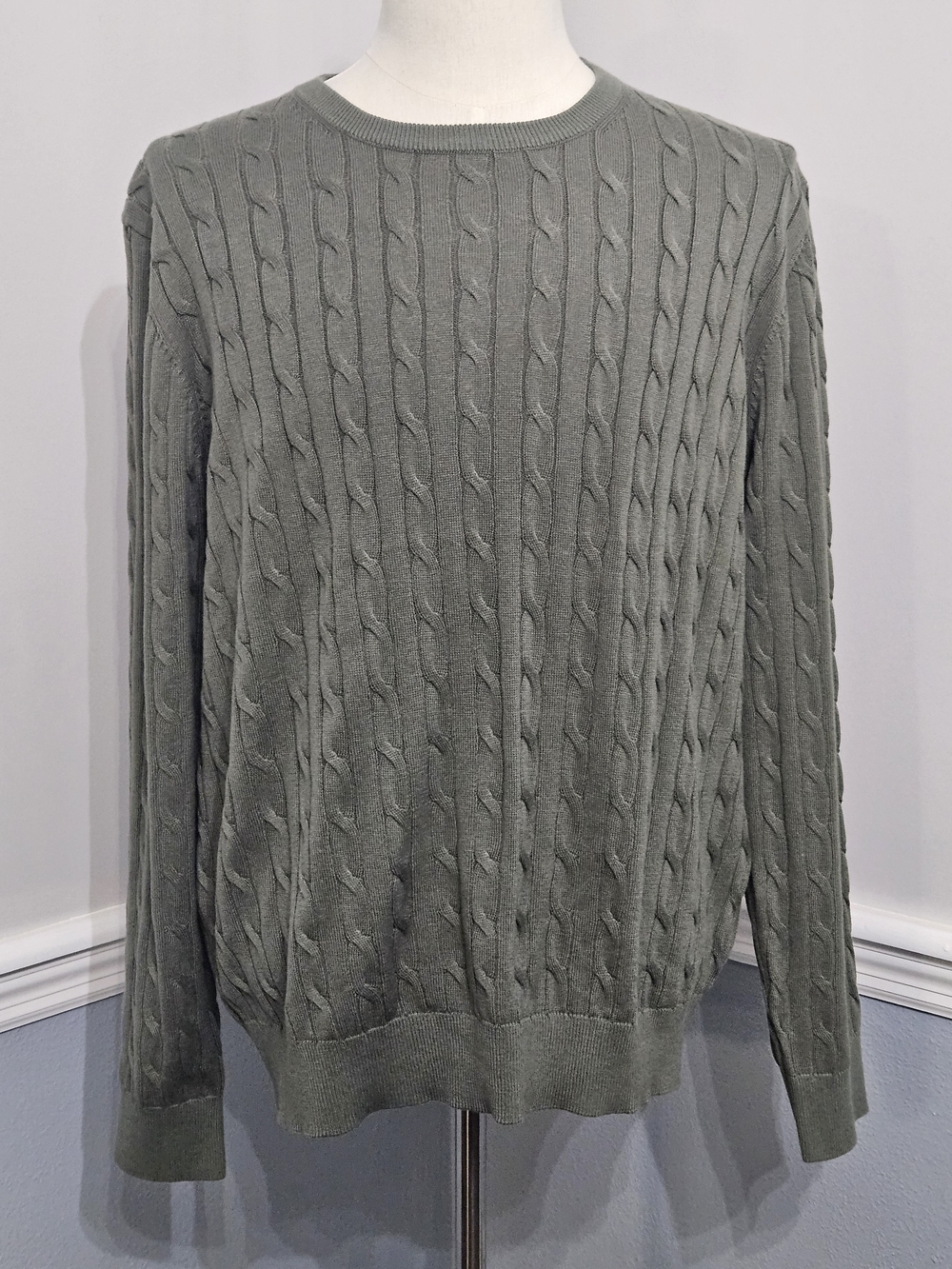 Magaschon Men's Cable Crewneck Sweater - Olive Gray